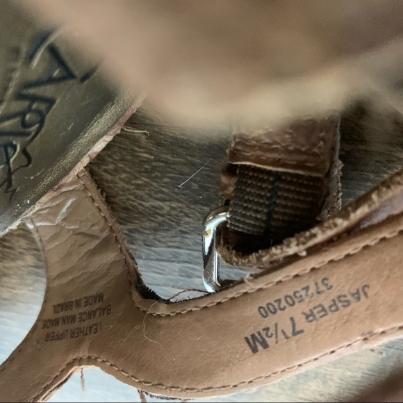 Carlos Santana 7 1/2 Tan Heel - Picture 8 of 8